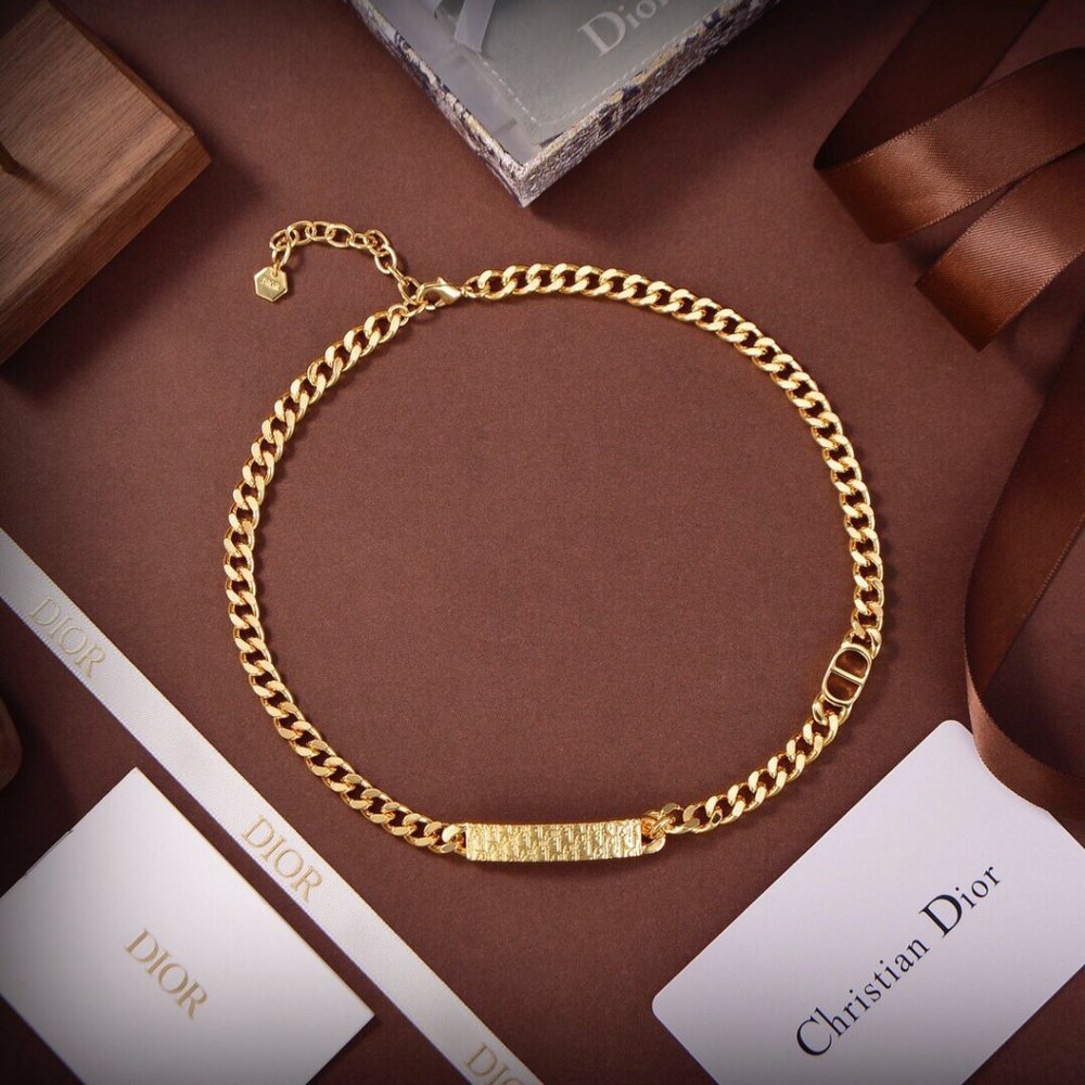 💎✨AUTHENTIC✨💎 Dior necklace